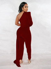 Langärmliger One-Shoulder-Jumpsuit
